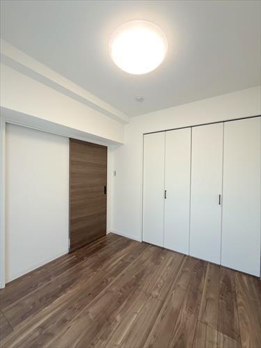 洋室約4帖(北東側)