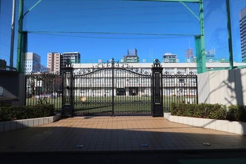 渋谷区立幡代小学校450m