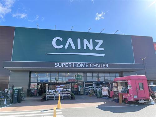 カインズモール高槻 徒歩18分