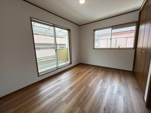 洋室約6帖（西側）