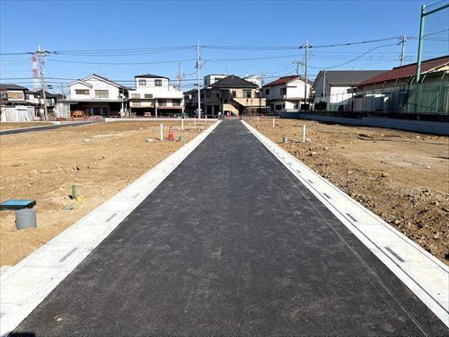 南東側前面道路（２）