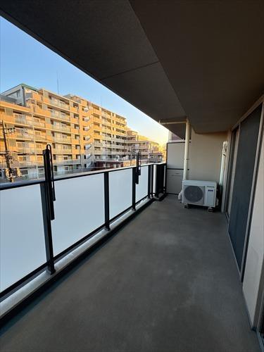 バルコニー（2025年12月撮影）