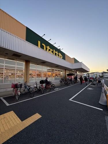 いなげや志木柏町店：140ｍ