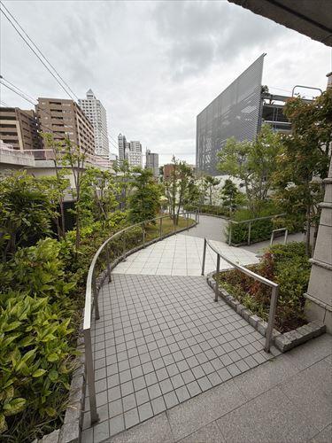 エントランス入口通路