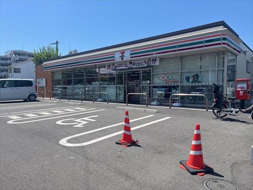 セブンイレブン大井市沢店　380ｍ