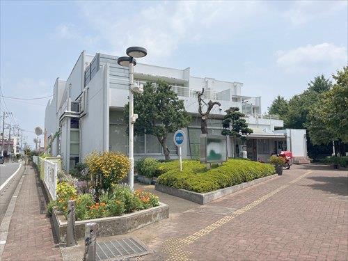 三芳町立図書館竹間沢分館 530ｍ