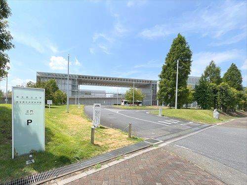 埼玉県立大学まで690m