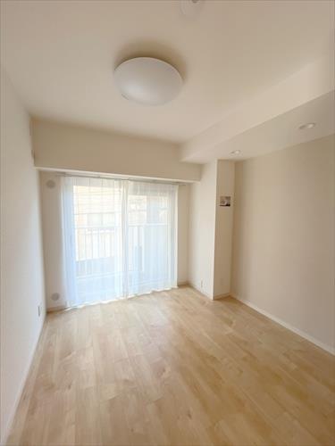 洋室約5帖（南西側）‐1