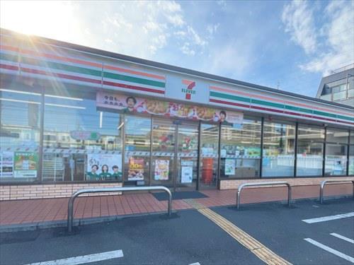 セブンイレブン‐290m