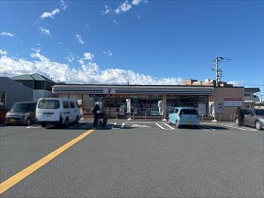 セブンイレブンまで400ｍ