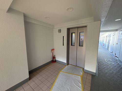 エレベーターホール