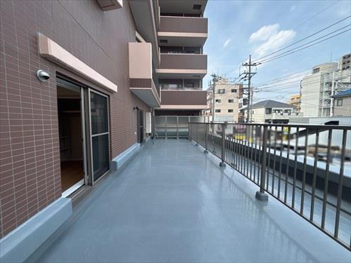 ルーフバルコニー