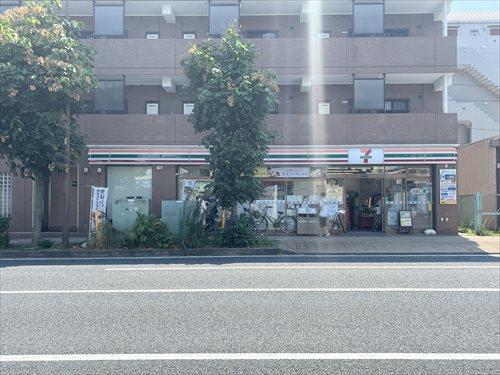セブンイレブン横浜三ツ沢下町店470ｍ