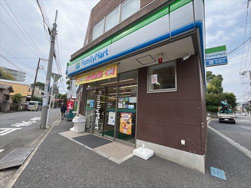 ファミリーマート横浜常盤台店820m