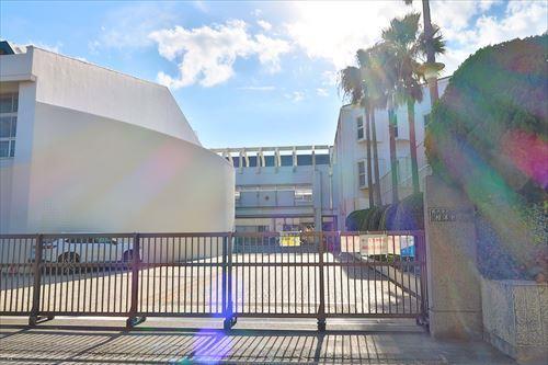 藤沢市立湘洋中学校まで1450m