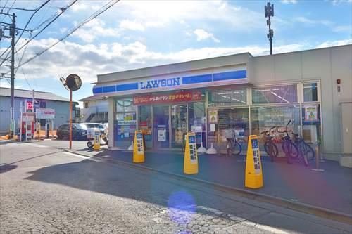 ローソン鵠沼海岸三丁目店まで650m