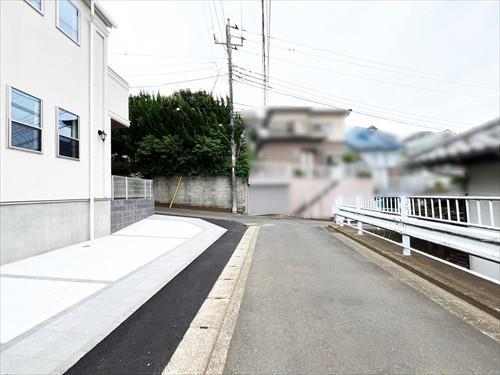 南西側前面道路