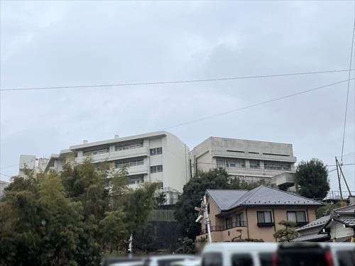 横浜市立平戸中学校まで1460m