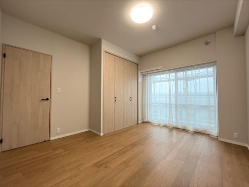 洋室（約8.1帖）