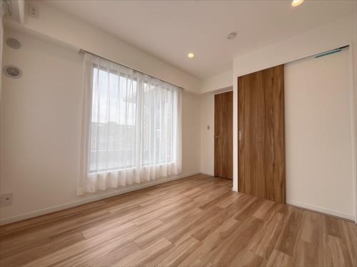 洋室（約5.8帖）