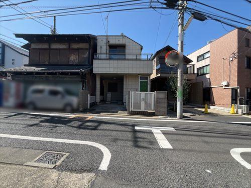 古家解体前現地/東側から撮影・写真中央
