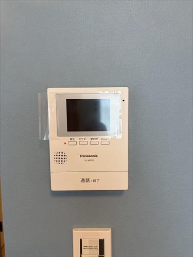 カメラ付きインターホンです♪