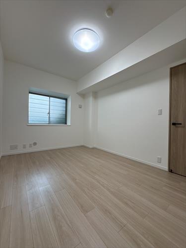 洋室（約6.7帖）