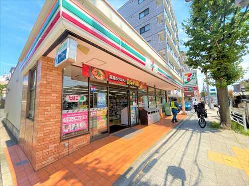 セブンイレブン横浜本牧2丁目店