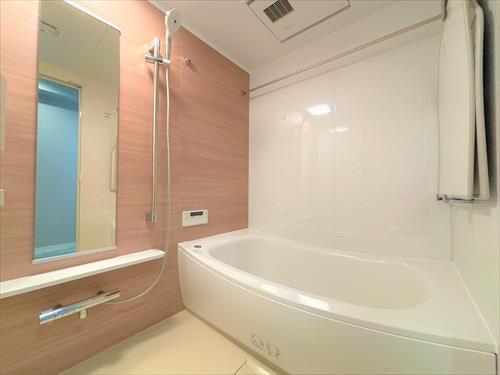 浴室（2025年11月撮影）