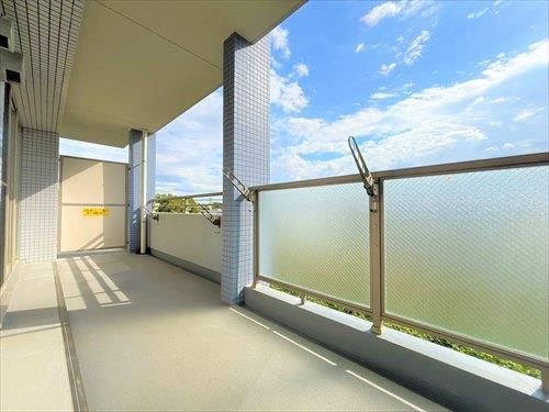 バルコニー（2025年11月撮影）