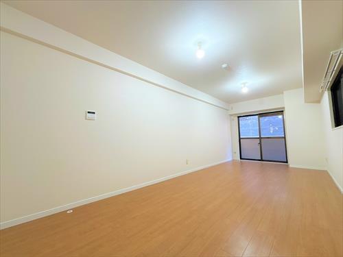 洋室約11.2帖（2025年12月撮影）