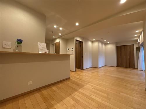 リビング（約17.8帖）