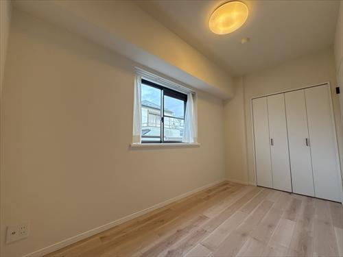 洋室（約4.8帖）