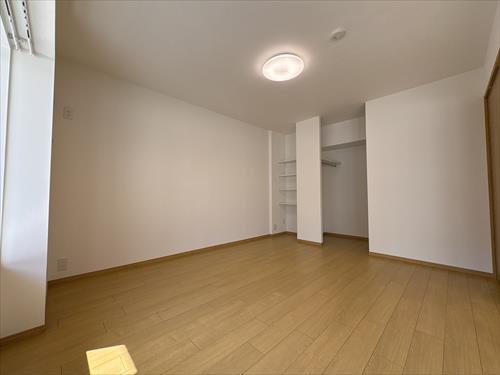 洋室（約8.2帖）+WIC