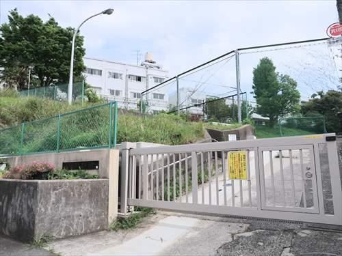 横浜市立生麦中学校まで2070m