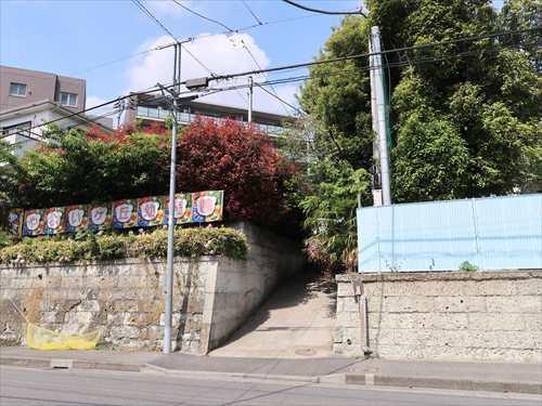 やよいケ丘幼稚園まで540m