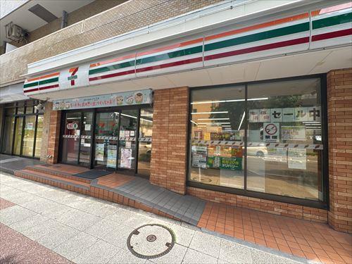 セブンイレブン横浜長者町店まで100ｍ