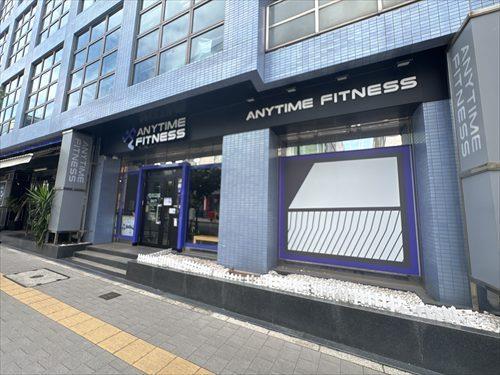 エニタイムフィットネス関内店まで110ｍ