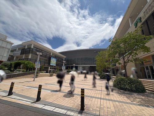 たまプラーザ駅前