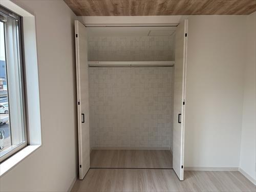 2階　西側洋室　CL