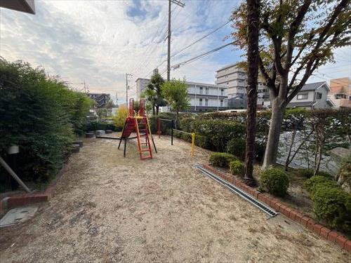 公園（敷地内）