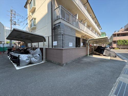 バイク置き場