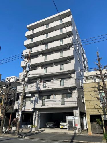 １９９１年築　ライオンズマンションシリーズ　３階南西向きの明るい角部屋です。