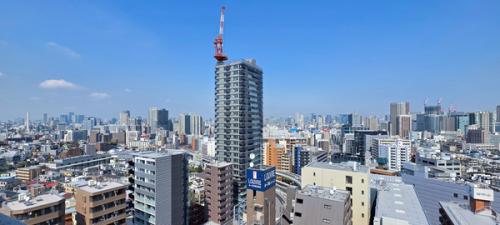 パノラマ撮影。東京タワーは現地より肉眼でみるとかなり大きく見えます。