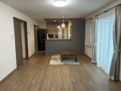 対面式カウンターキッチンで家族の会話も弾みます