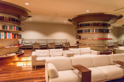 オールデイラウンジ（３３階）／共用施設