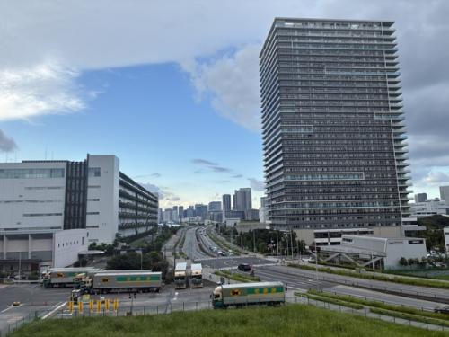 都心方面の夜景を望むことができます。