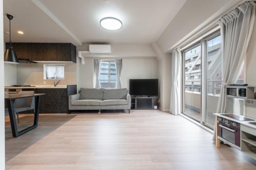 【ＬＤＫ約１２．９帖】室内大変きれいにお使いです！