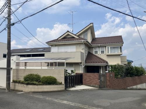 【現地写真】古家あり（平成１年９月築　木造瓦葺２階建）