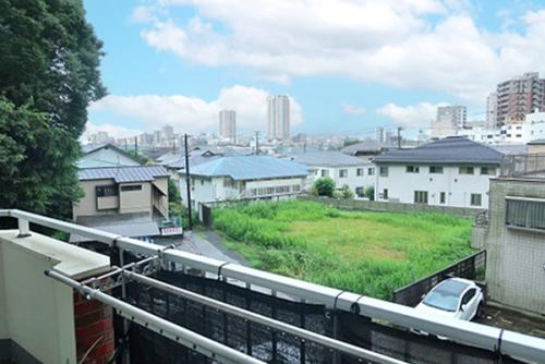 ＪＲ総武線市川駅方面の眺望です。 高い建物が間近に無いため、抜けています。